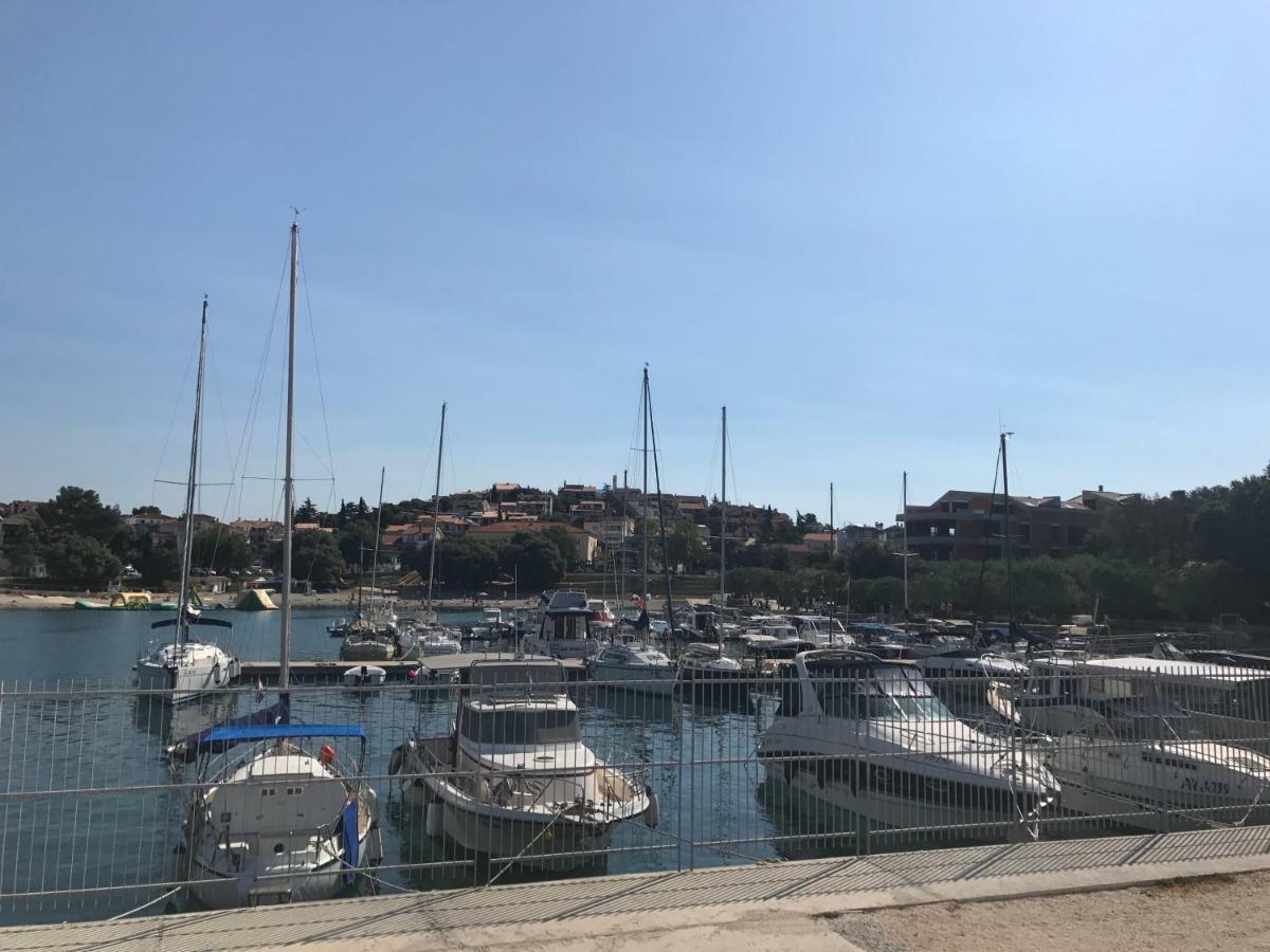 Apartmani Auer Pjescana Uvala Dış mekan fotoğraf