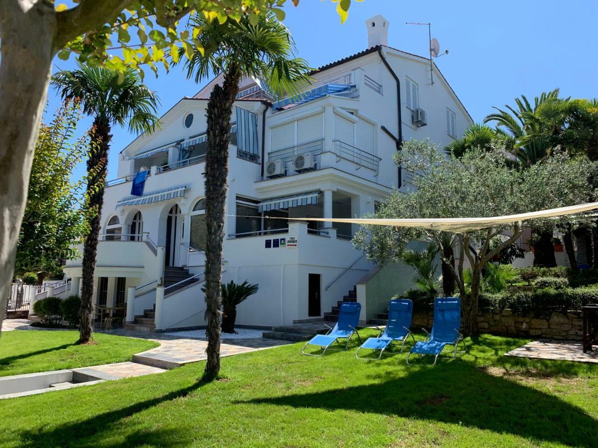 Apartmani Auer Pjescana Uvala Dış mekan fotoğraf